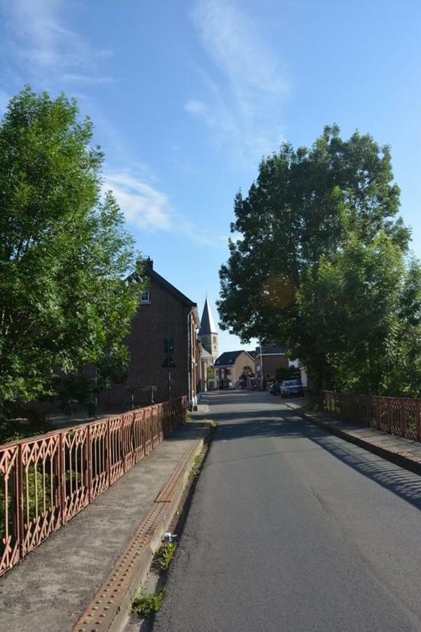 Vakantiewoning Bij De Jep Bilzen Exteriör bild